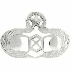 Brand new 👏 Other Brands Air Force Master Emergency Management Badge, Mirror Finish, Regular Size ⭐